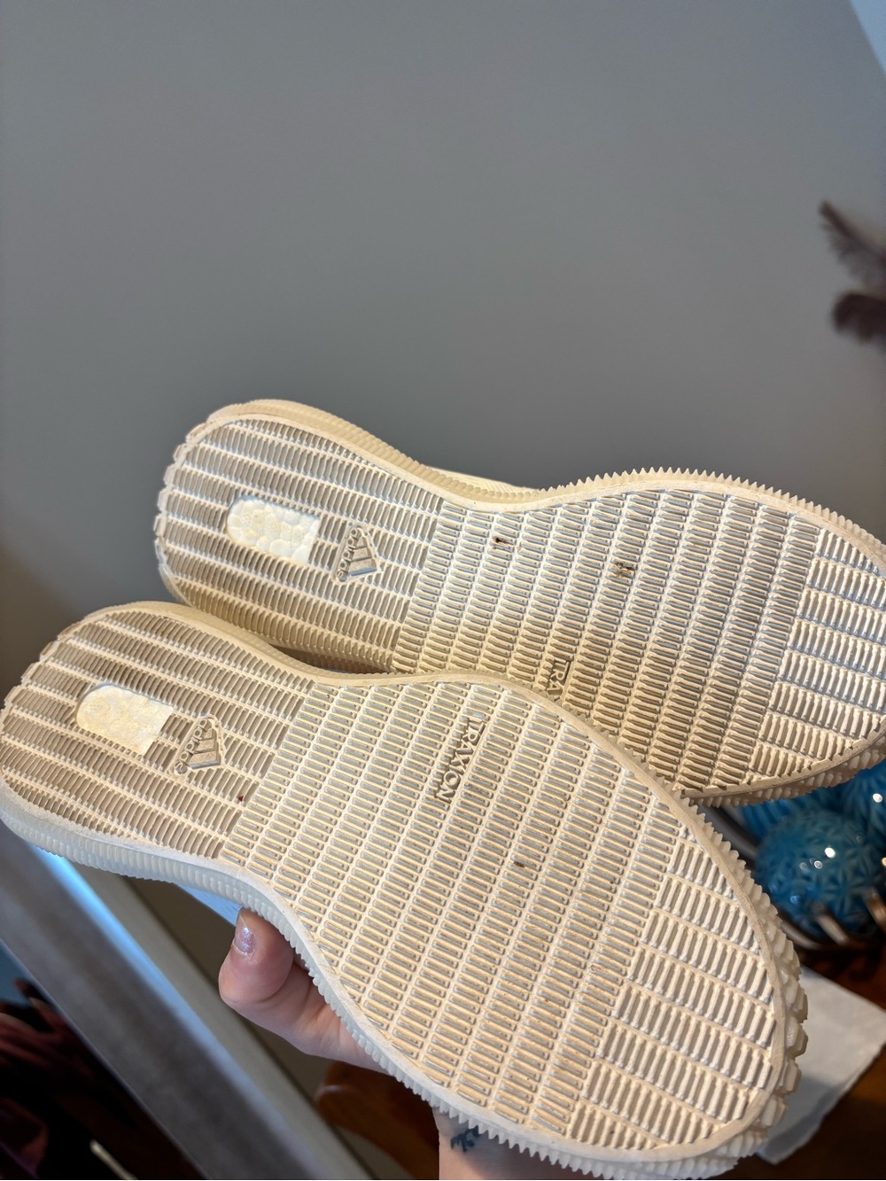 Stella McCartney Adidas White Knit Runner Sneakers - Picture 3 of 6